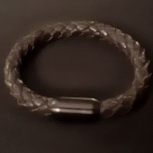 Thick leather black braided bracelet